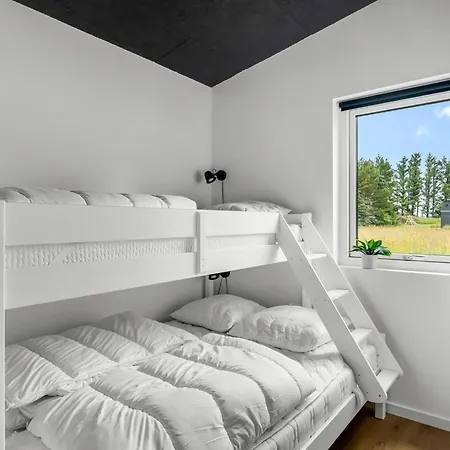 Lillesol - 1-3km From The Sea By Interhome *