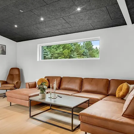 Lillesol - 1-3km From The Sea By Interhome Hjørring