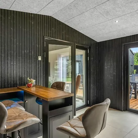 Feriehus Lillesol - 1-3km From The Sea By Interhome Hjørring